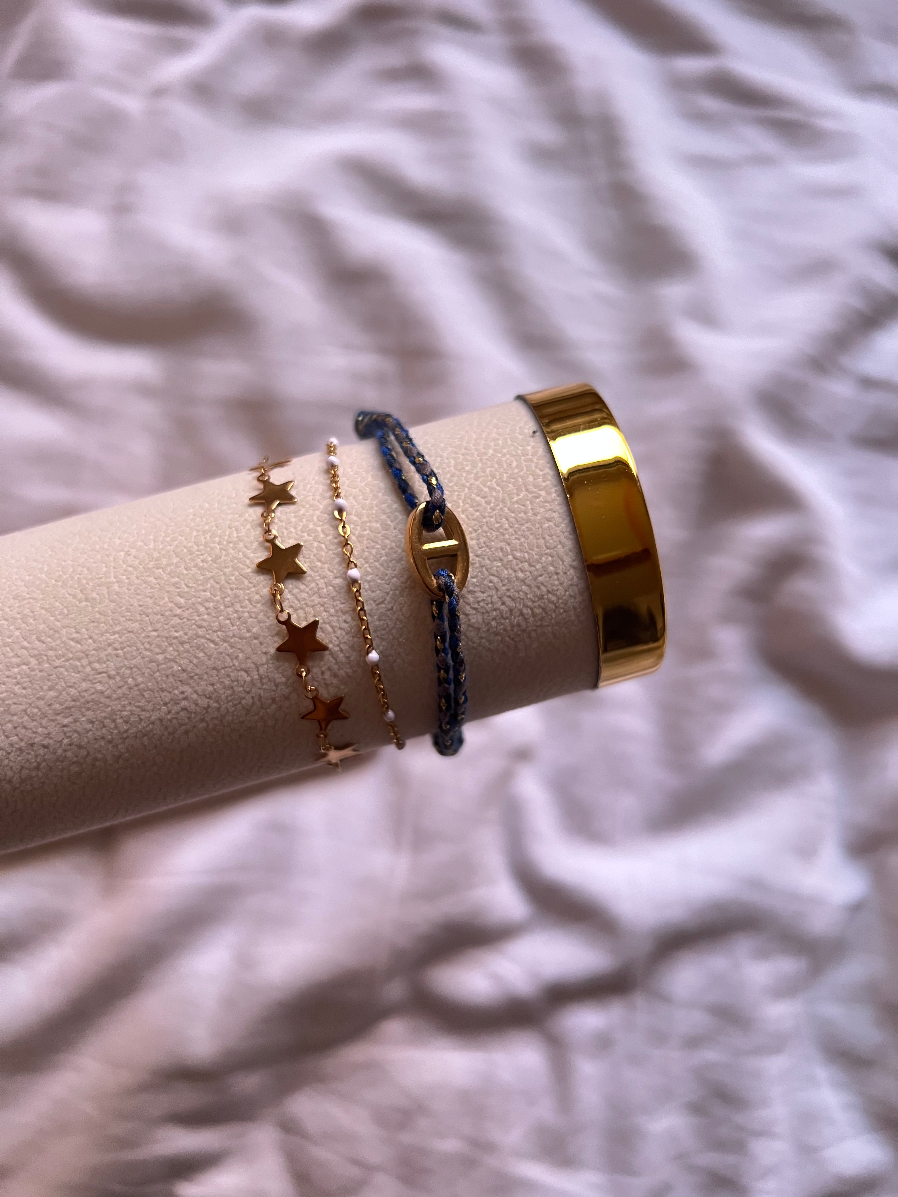 Lot 3 bracelets