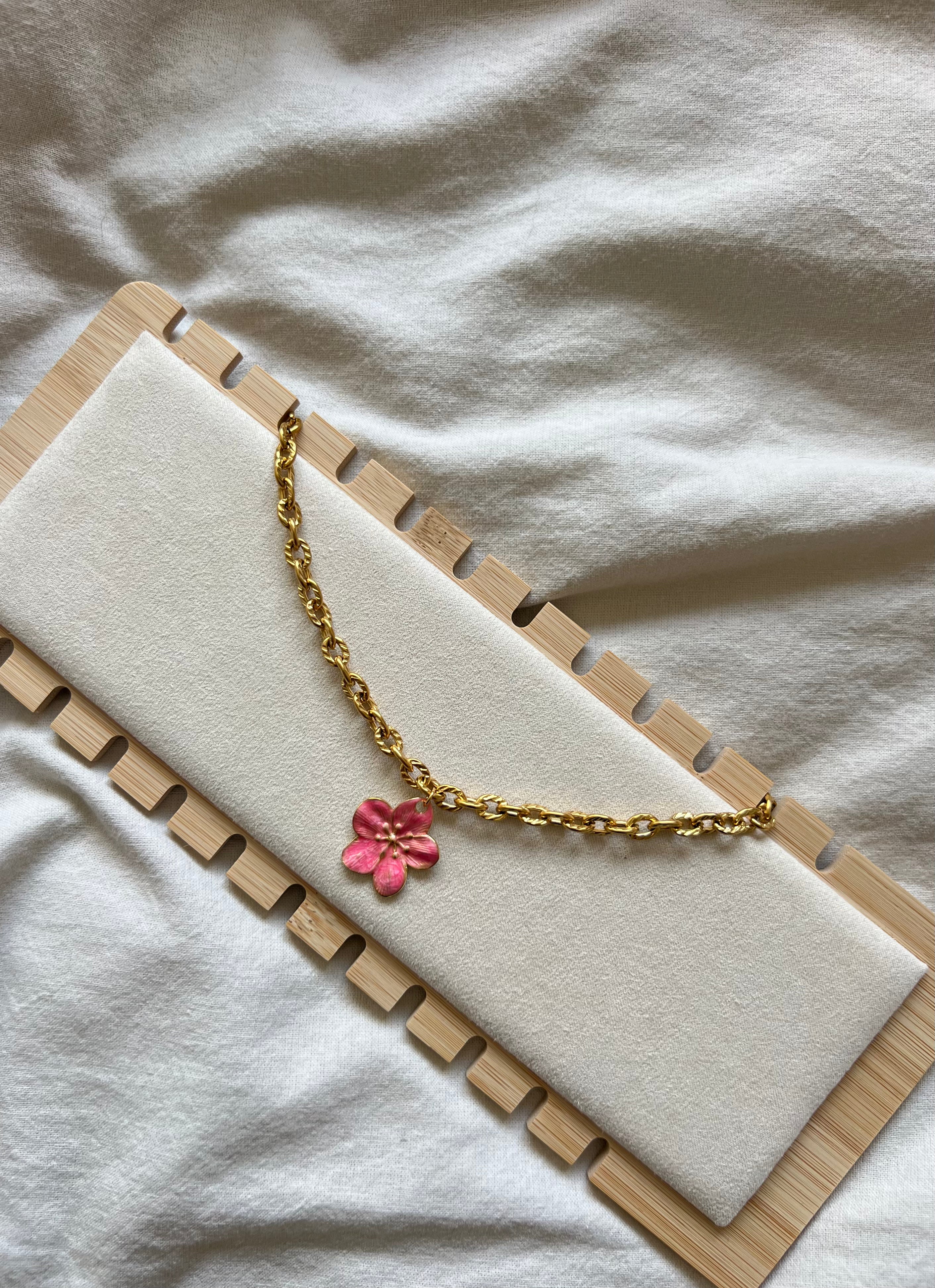 Collier Flora