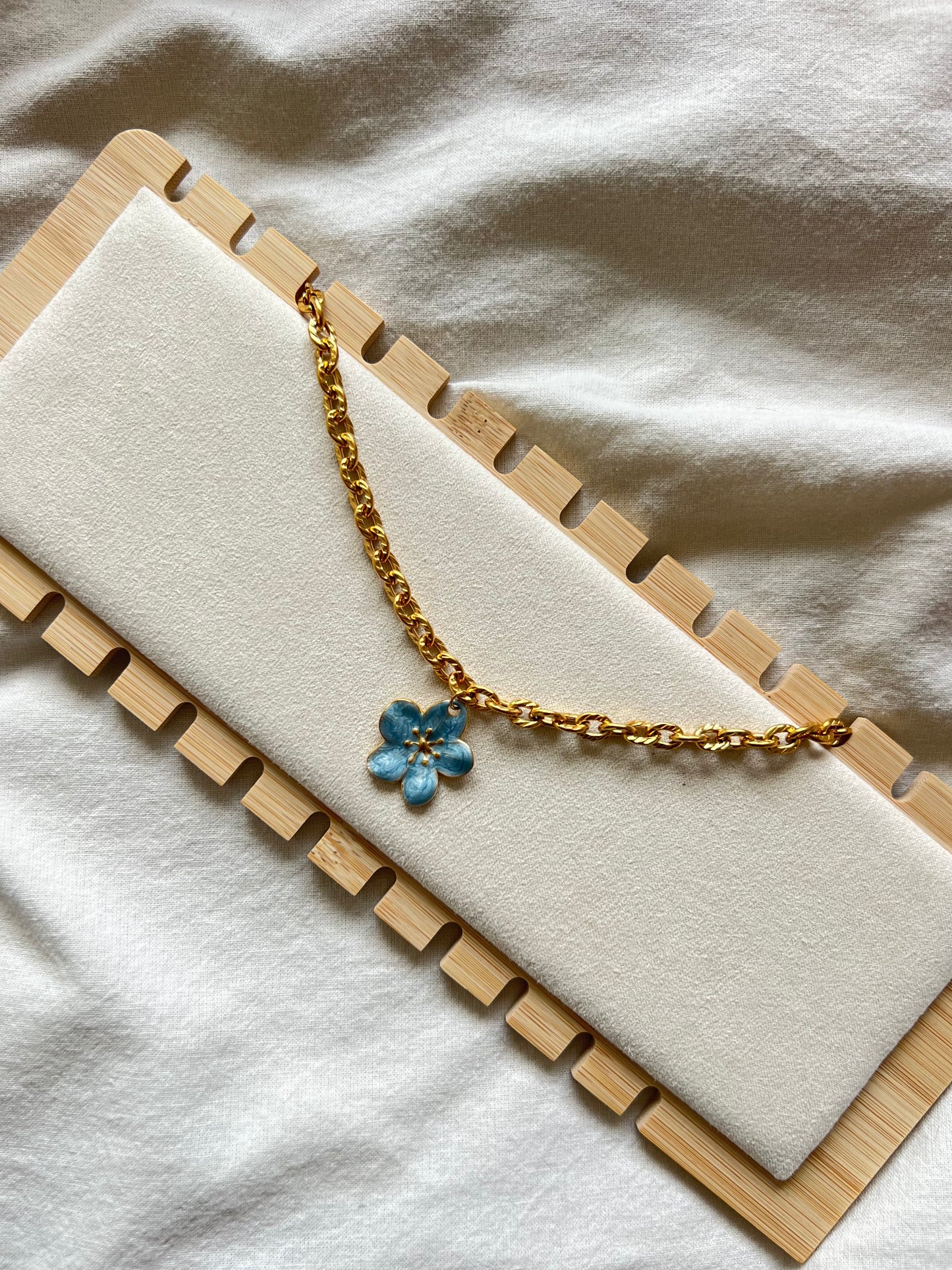 Collier Flora